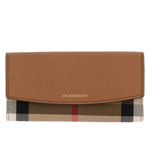 Burberry wallets outlet